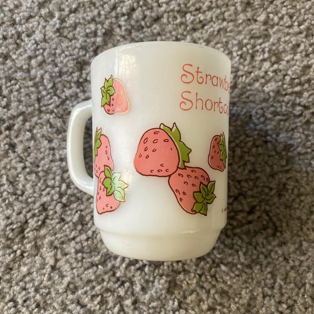 Anchor Hocking Fire King White Milk Glass Strawberry Shortcake Coffee Cup Mug